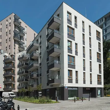 City Center Apartments - Metro 250M - Old Town - Private Underground Parking-2