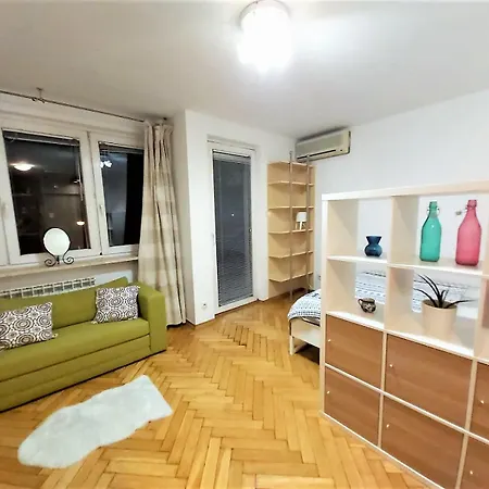 Super Central Jasna Str Lovely Studio-2