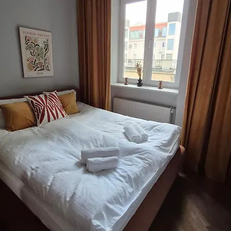 Copernicus Old Town Apartment-2