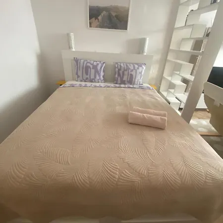 Przytulny apartament w centrum Warszawy-3