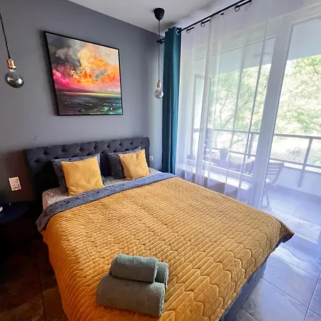 Studio Krzemieniecka, Air Con, metro Słodowiec, free parking by Cosmo Spirit-2