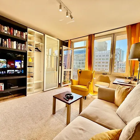 Forum Metro Wifi 1Gbs 70'Tv Netflix Hbo Appletv-2