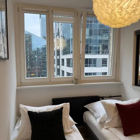 Apartament Centrum Warszawy Pereca-2