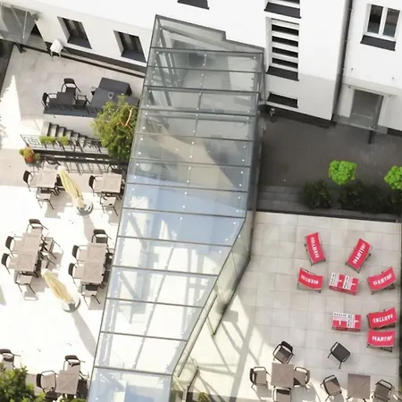 Bk Aparthotel Praga - National Stadium - Comfortable Apartment For 4 People-3