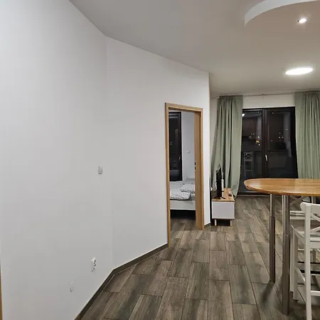 Stylish Newly Renovated 1Br Apartment With Free Parking Near Arkadia-3