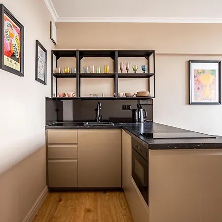 Triton Park Apartments-3