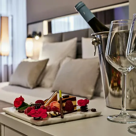 Leonardo Royal Hotel Warsaw-3