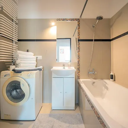 Fresh Green Kabaty Apartment 4-3