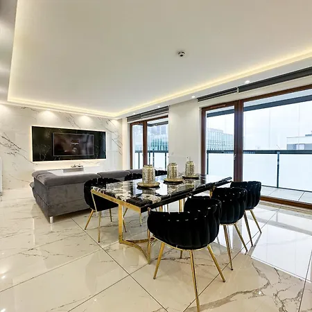 Karolkowa 28A - Luminous Apartment With Balcony By Renters Prestige-3
