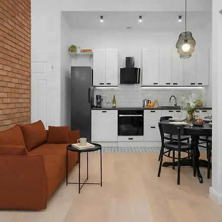 Oomph Warsaw Central 2 Bedroom Apartment-3