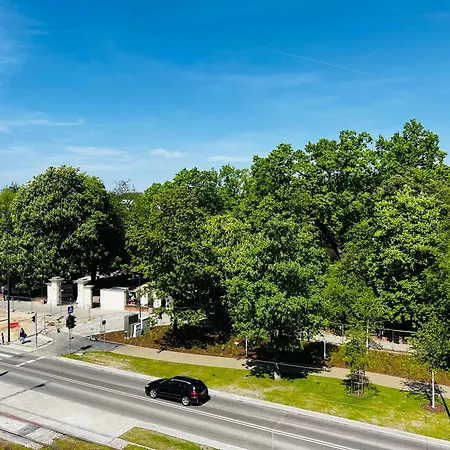 Łazienki Krolewskie Studio z Antresolą i widokiem-2