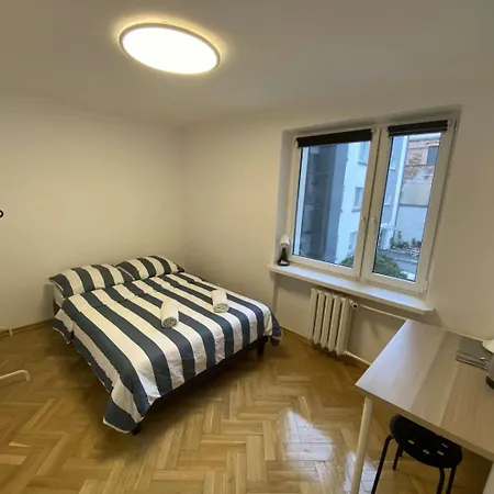 Fantastic-Inn Warszawa - Hoza-2