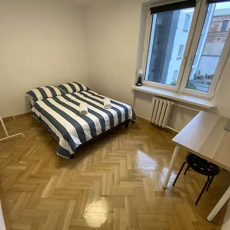 Fantastic-Inn Warszawa - Hoza-2
