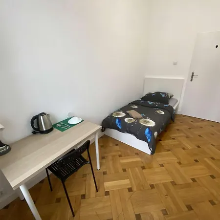 Fantastic-Inn Warszawa - NS38-3