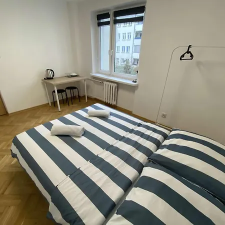 Fantastic-Inn Warszawa - Hoza-3