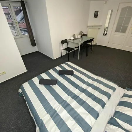 Fantastic-Inn Warszawa - Ns42-3
