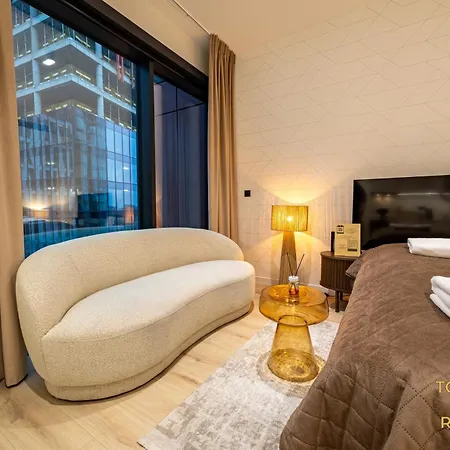 Towarowa Towers Residences-3