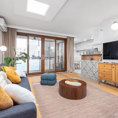 Premium Apartment Leszczyńska by Your Freedom-3