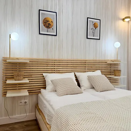 Wola Urban Oasis by OhMyHome z parkingiem-2