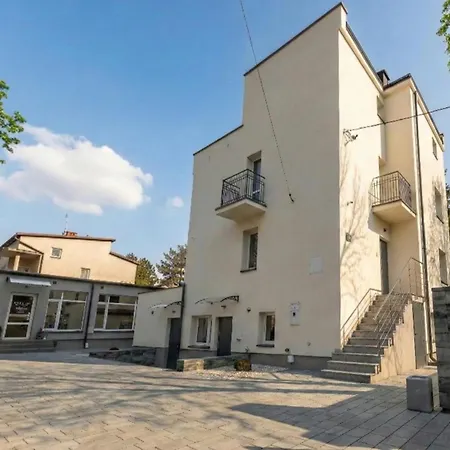 Villa Ursovia By Vaya Stays-3