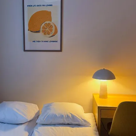 Warsaw City Haven Private Rooms-3