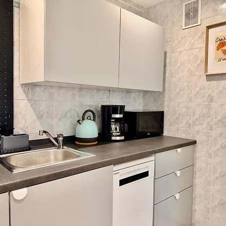 Ohmyhome Zlota-2