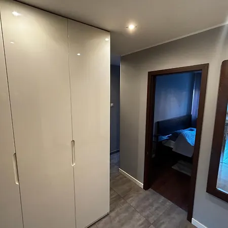 Nice And Quiet Apartment-2