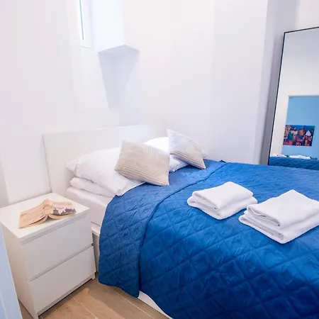 Stay Central - The Poznanska Edition Boutique City Studio With Top Location And Exceptional Comfort-2