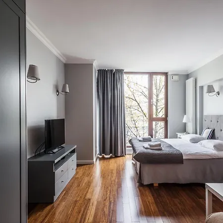 Triton Park Apartments-3