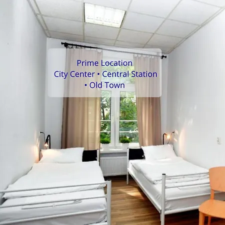 Warsaw Hostel Centrum Private Rooms & Dorms-2