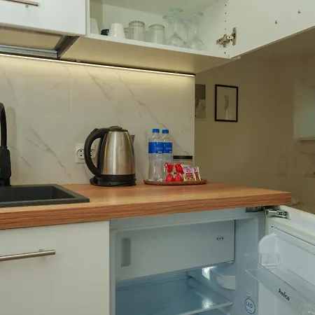 New Apartment On Batorego, Metro, Centre , Wi-Fi - By Hik Apartments-3