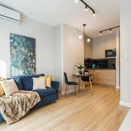 Golden Apartments Warsaw - Luxury Building, Rooftop Terrace, Sienna-2