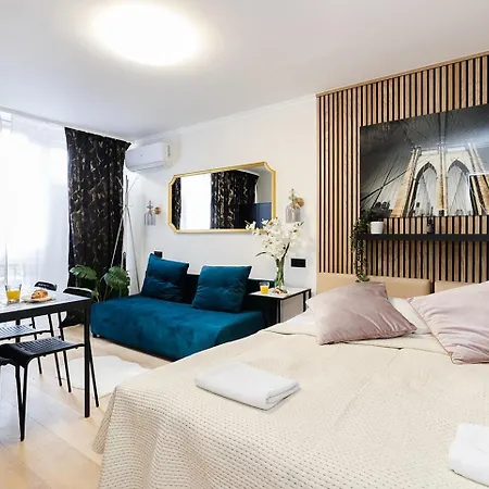 Unit Rooms Warszawa by Metro Rondo ONZ Short Rent idealne pokoje na nocleg w Warszawie-3