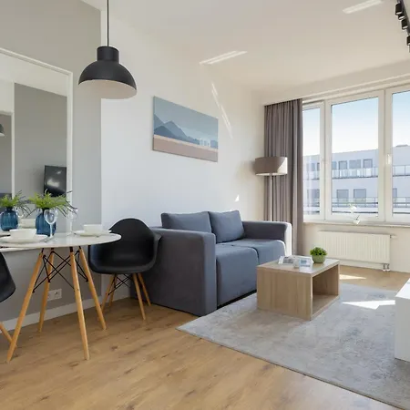 Wola Pet-Friendly Apartments With Ac Slawinska By Noclegi Renters-2