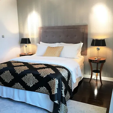 Mondrian Luxury Suites & Apartments Market Square IV-2