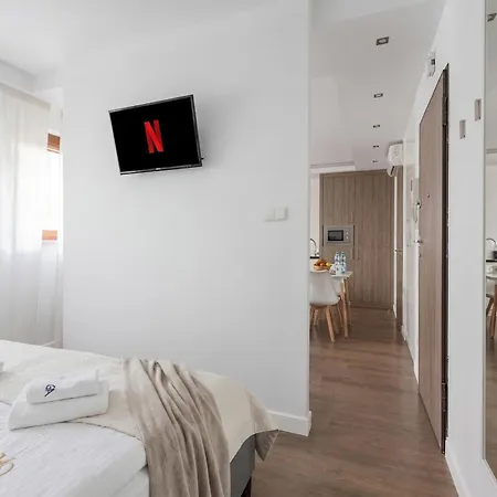 Golden Apartments - Browary Warszawskie Elegant&Cozy in Central Warsaw Wronia-2