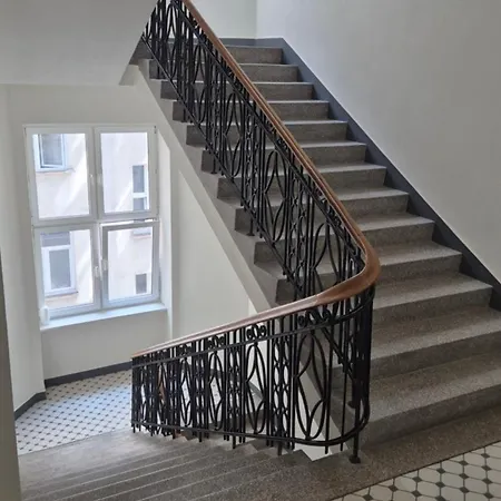 Hoza 62 Apartment By Bookinghost-2