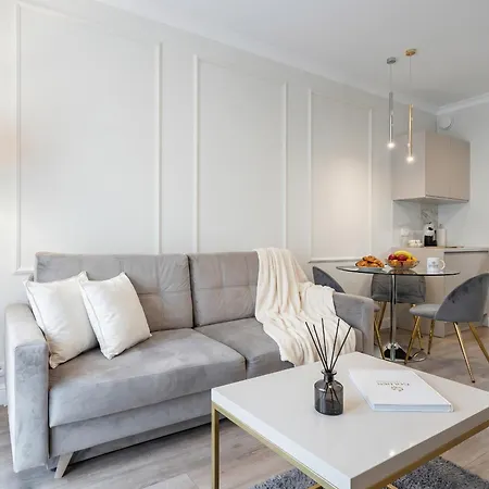 Golden Heart Residence - Mennica Residence - Warsaw Center-2