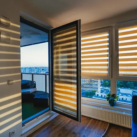 Apartament SKYSCRAPPER z widokiem na panoramę Warszawy-2