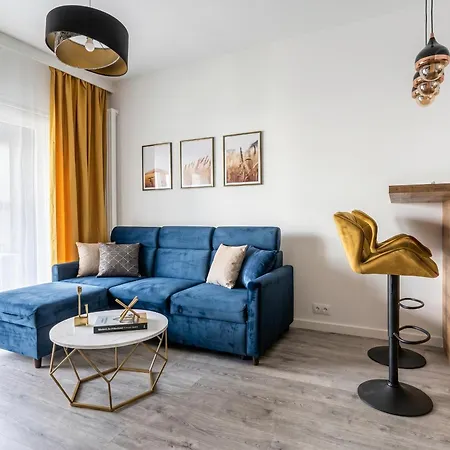 Golden Skyline Suites - Mennica Residence - Panoramic City View-2