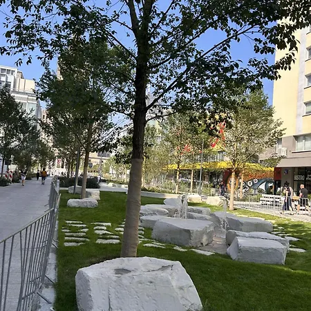 Apartament w Centrum Warszawy I-2