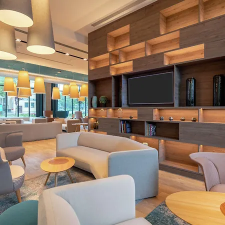 Hampton By Hilton Warsaw Mokotow-2