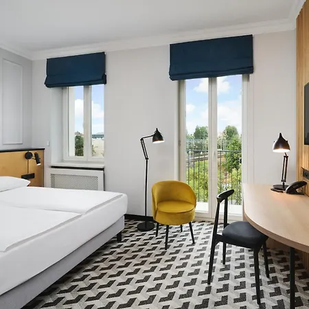 Tulip Hotels&Residences Warsaw Targowa-3