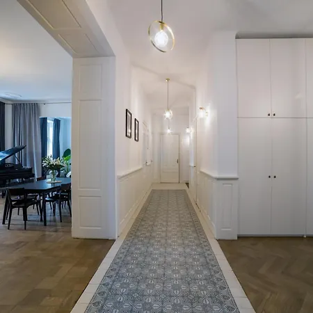 oompH Koszyki Luxurious Apartments-2