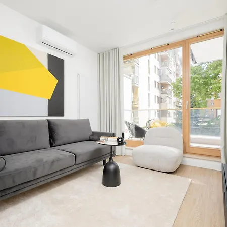 Stylish Apartments With Air Conditioning And Parking Near The Airport By Renters Prestige-2