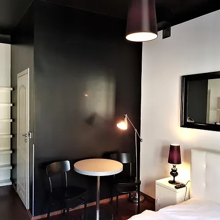 Chmielna Guest House-2