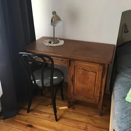 Cichy Apartament na Nowym Świecie-2