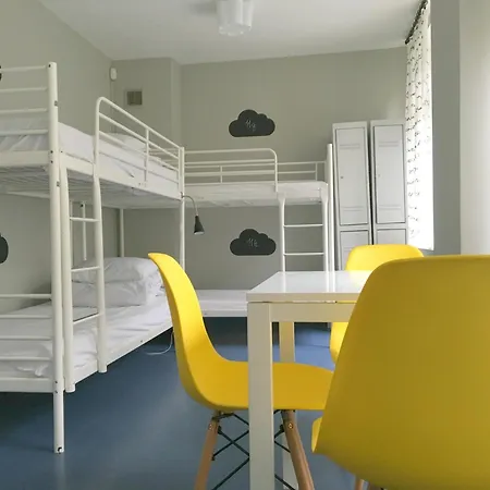 Cloud Hostel-2