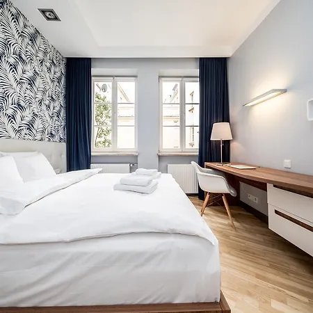 Apartment Premium Old Town By Your Freedom-3