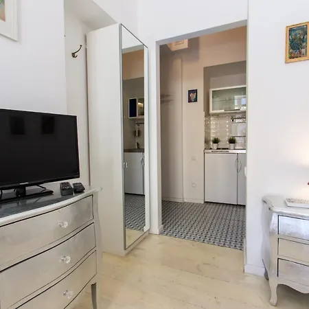 Rental Apartments Poznanska-3
